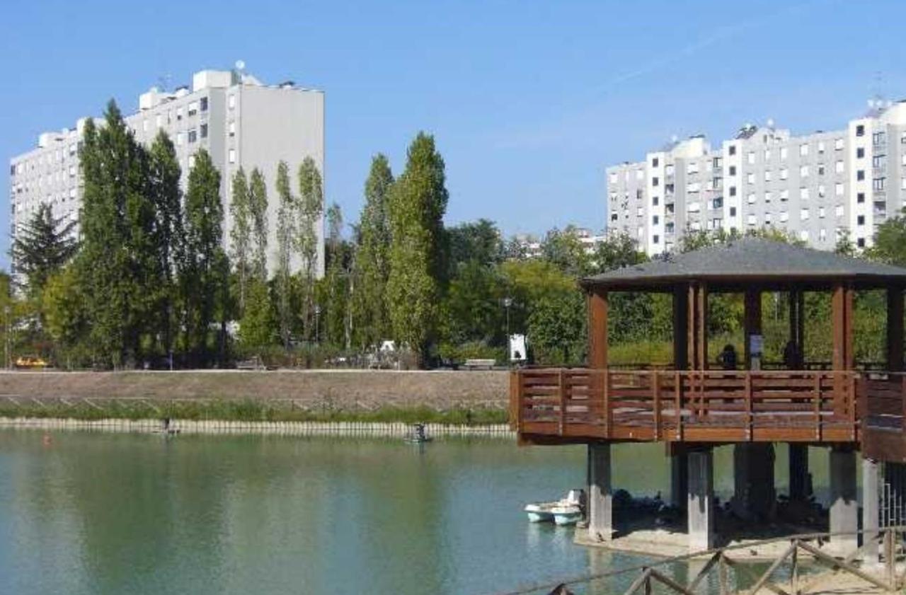 Bologna Vista Parco Apartment 2 Letti Matrimoniali Εξωτερικό φωτογραφία
